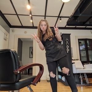 Meet your Posher, Maddie